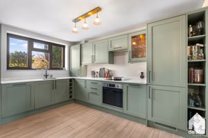 Photo 16- click for photo gallery